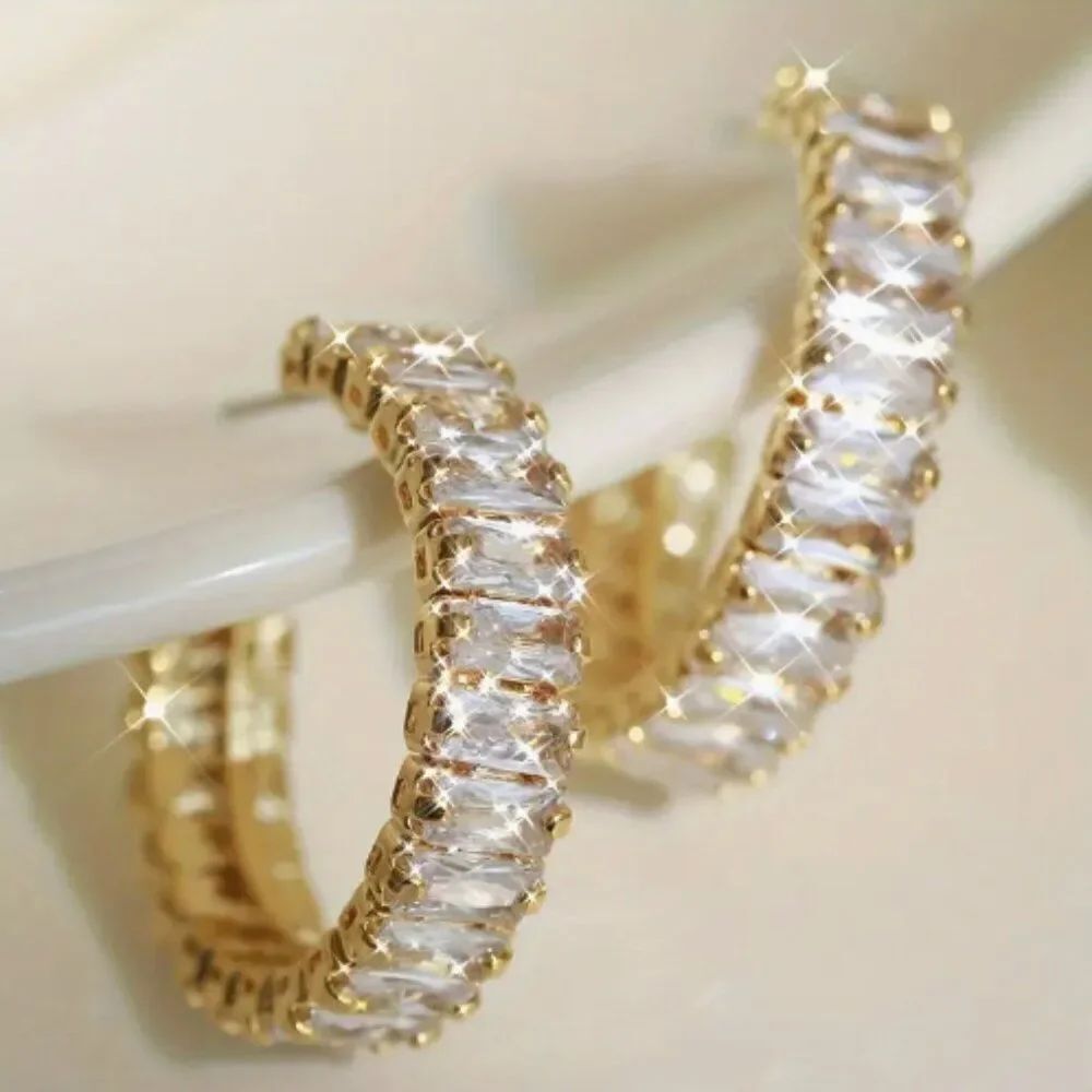🔅🆕🔅Elegant C Shape Zircon Decor 14K Gold Plated Hoop Earrings✨